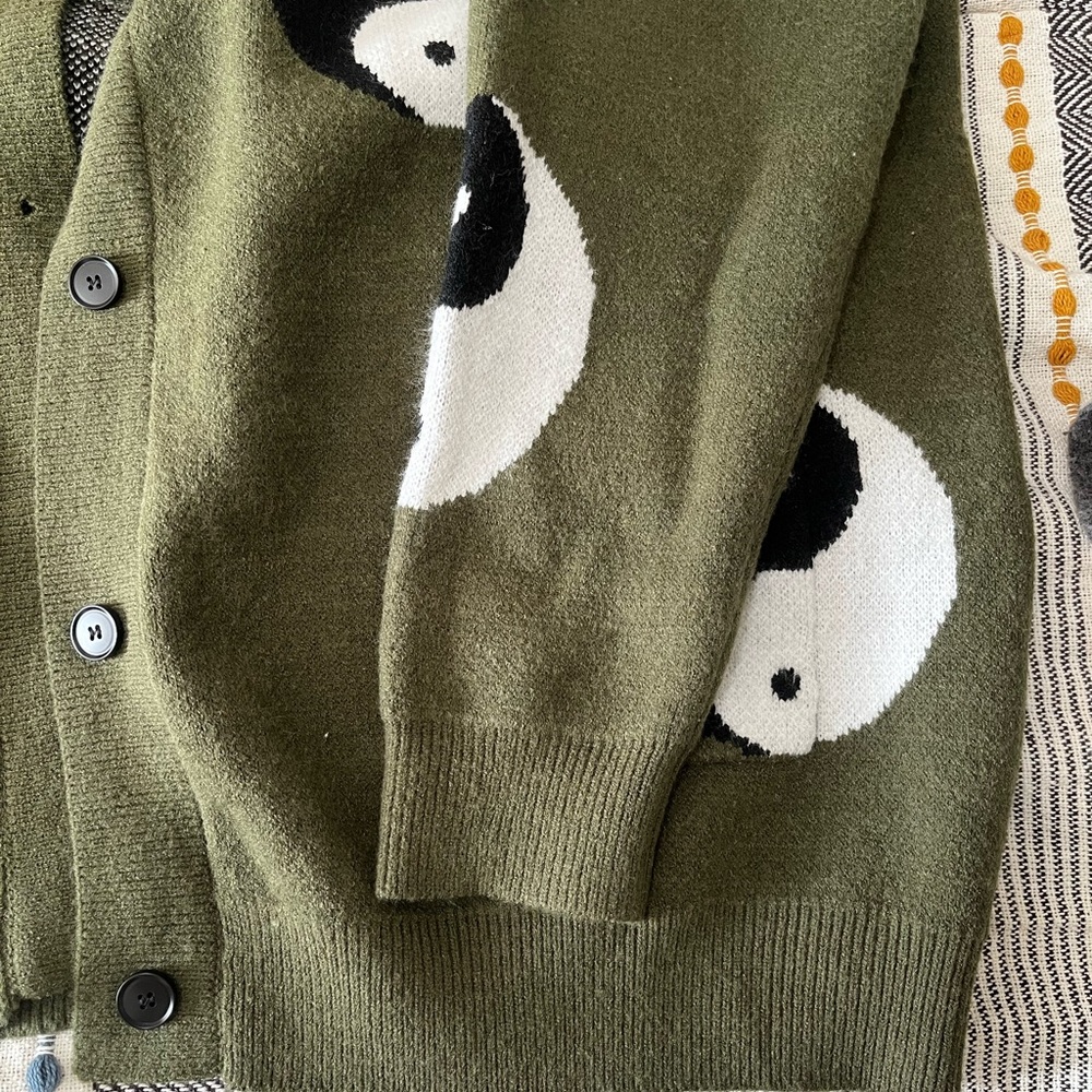 Olive Green Yin Yang Cardi - Picture 10 of 10